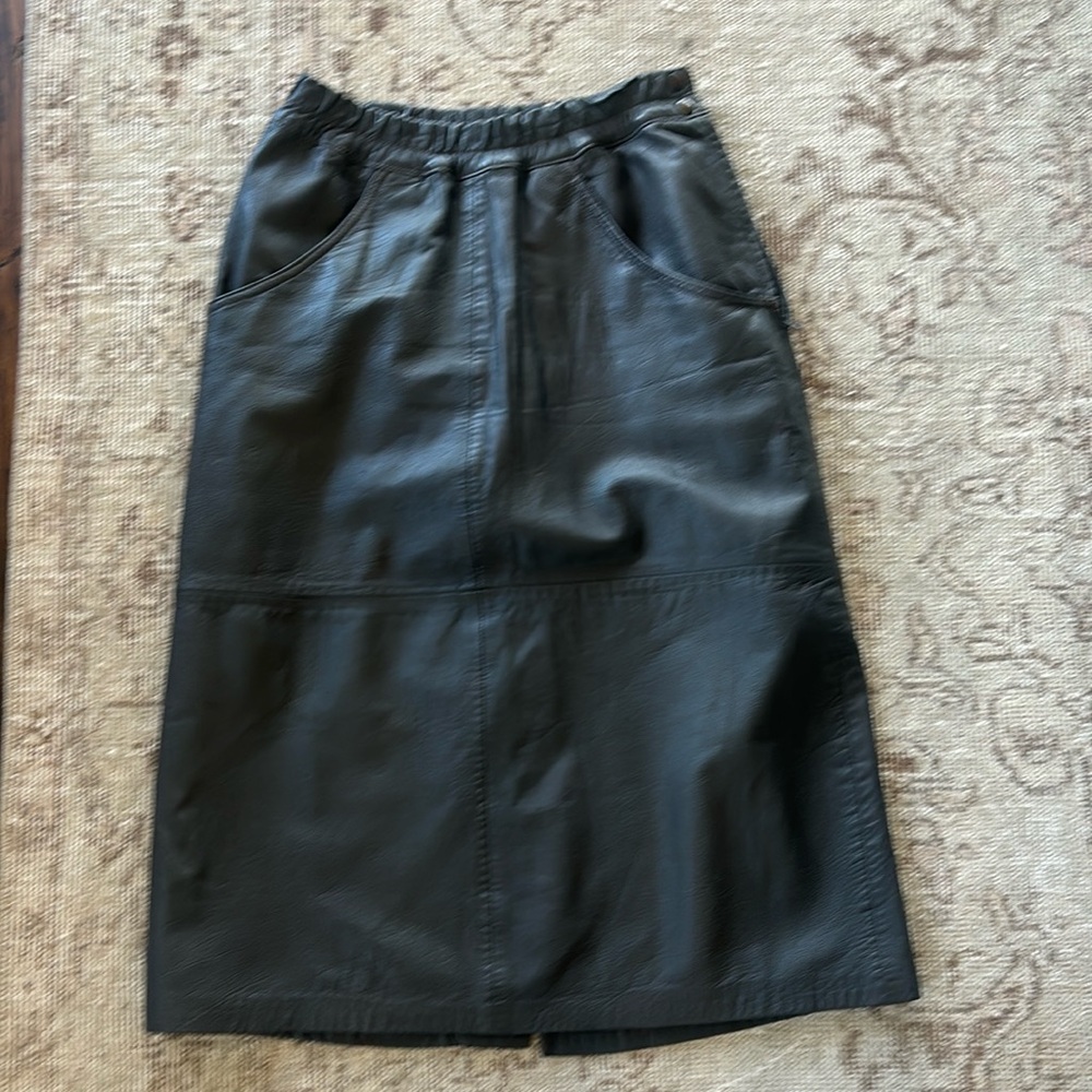 Vintage Essebi grey leather midi skirt